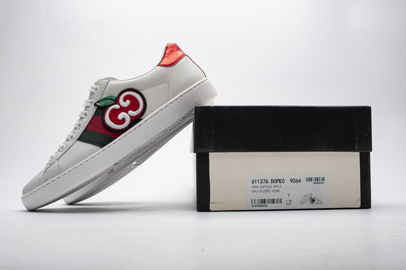 Gvc*1 low-top sneaker white with apple