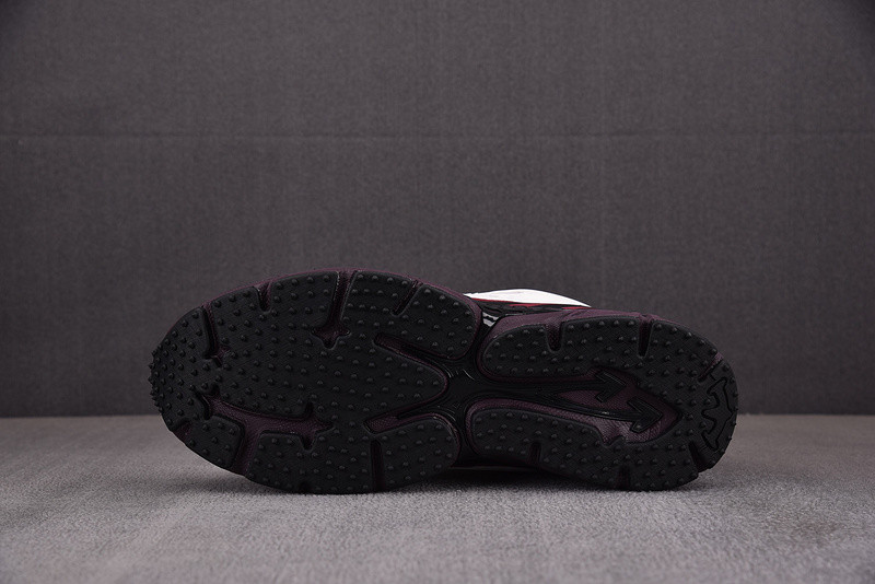 OWT Be Right Back Burgundy SNEAKERS