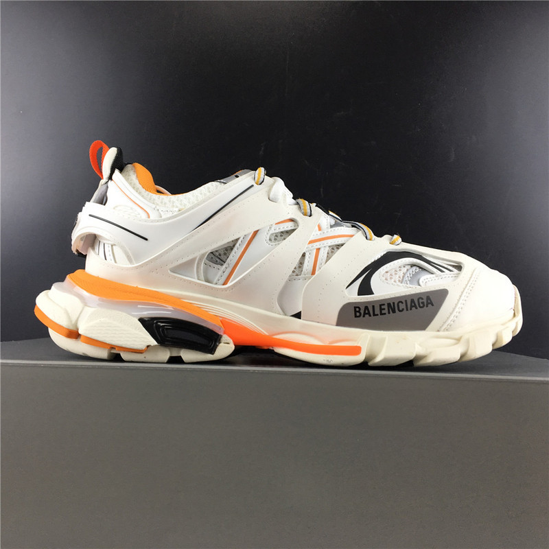 Ba1en*iaga 3.0 track trainer orange white with led