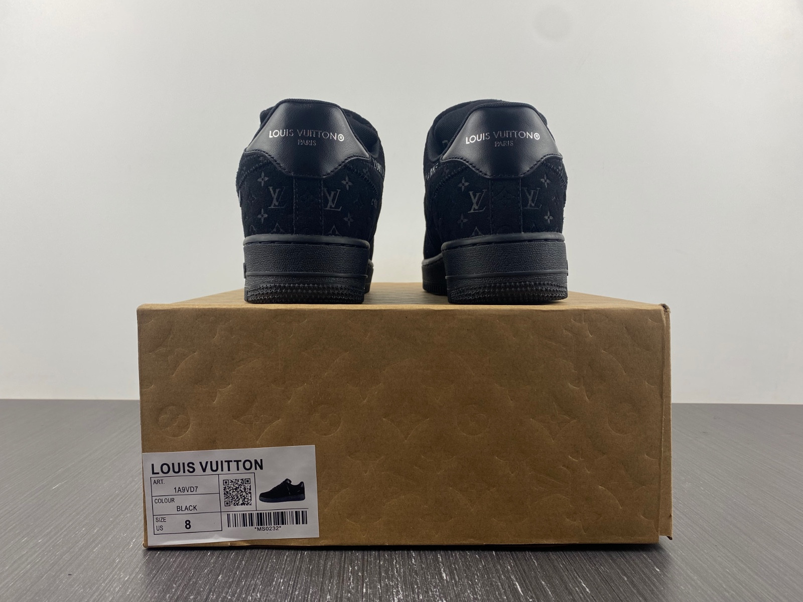 lwe sneaker