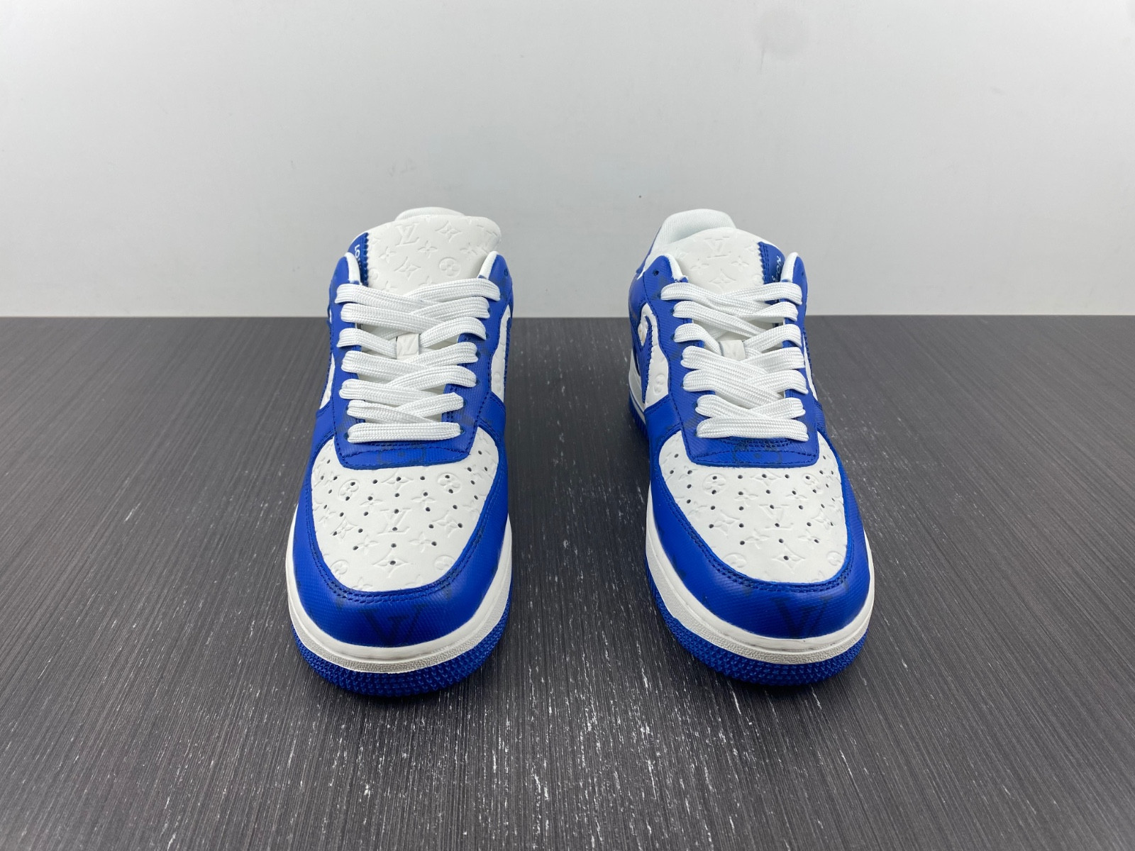 lwe sneaker