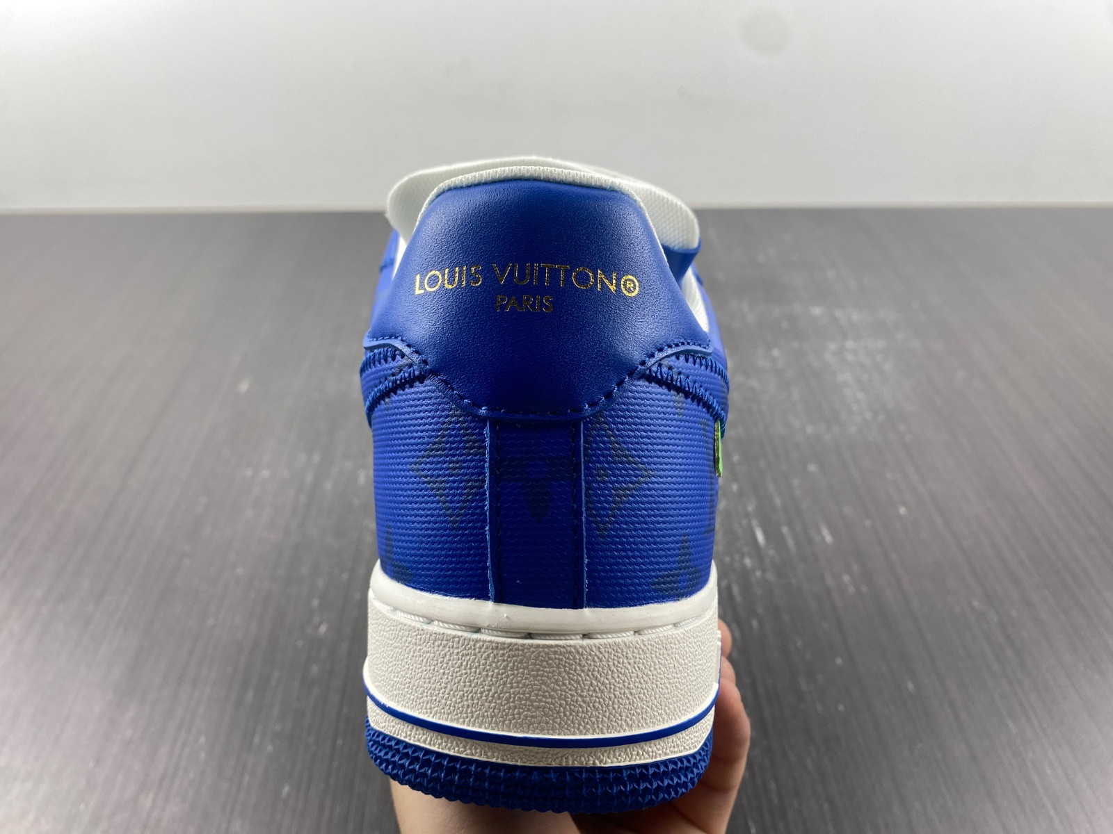 lwe sneaker