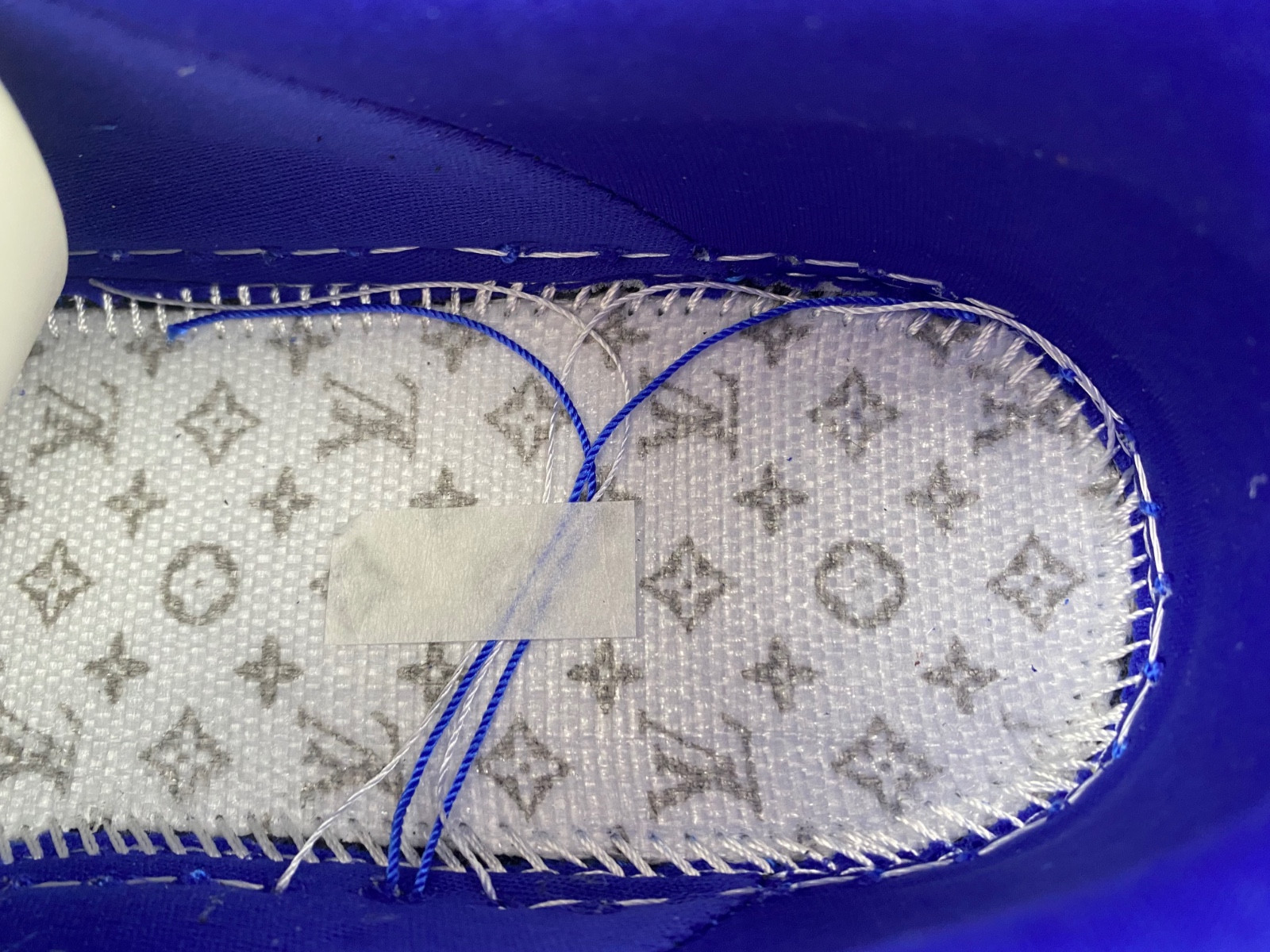 lwe sneaker