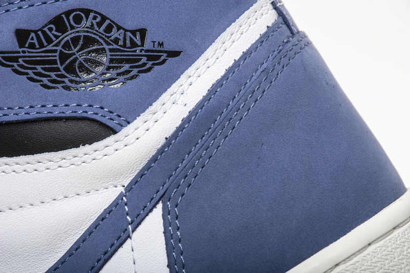 air jordan 1 retro high og blue moon 555088-115