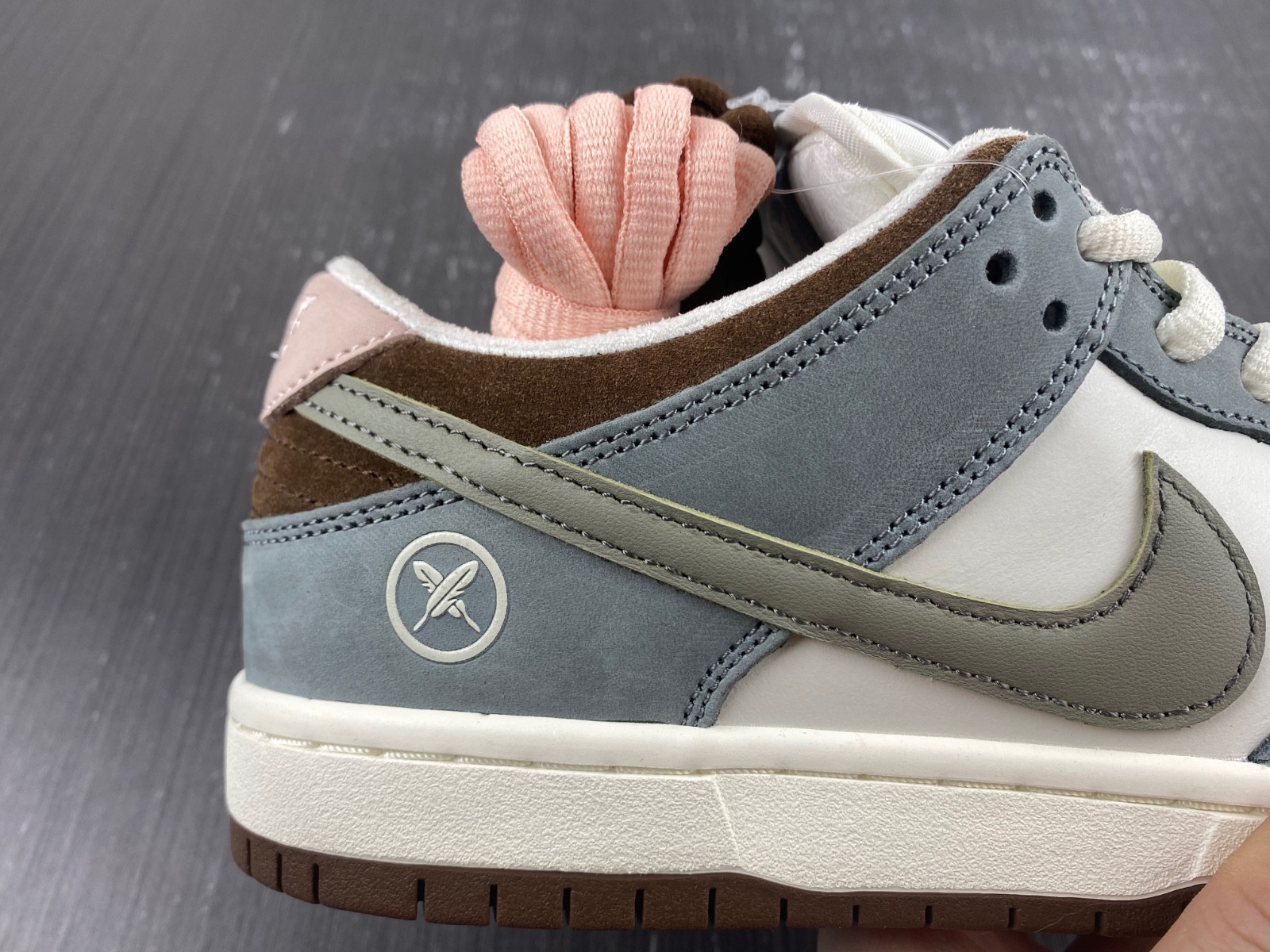 yuto horigome x nike sb dunk low fq1180-001
