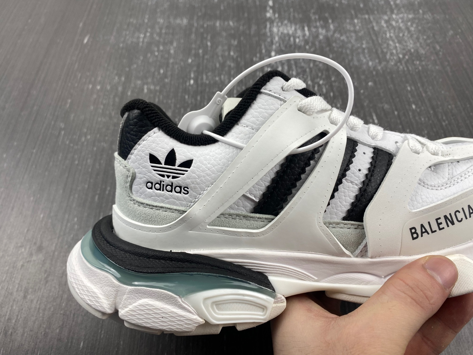 adi originals x Ba*len*cia*ga 3.0