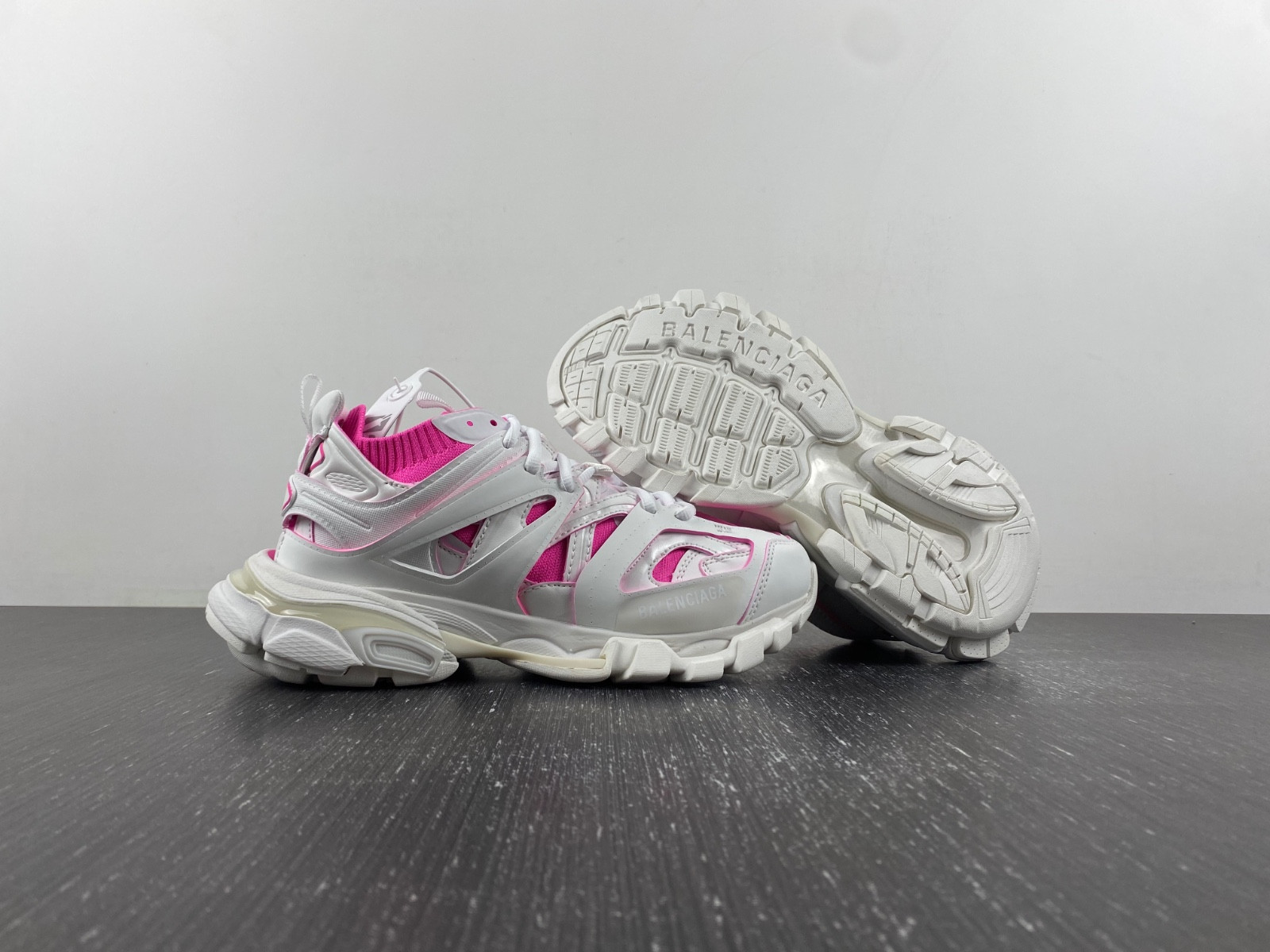 Ba*len*cia*ga track sneaker