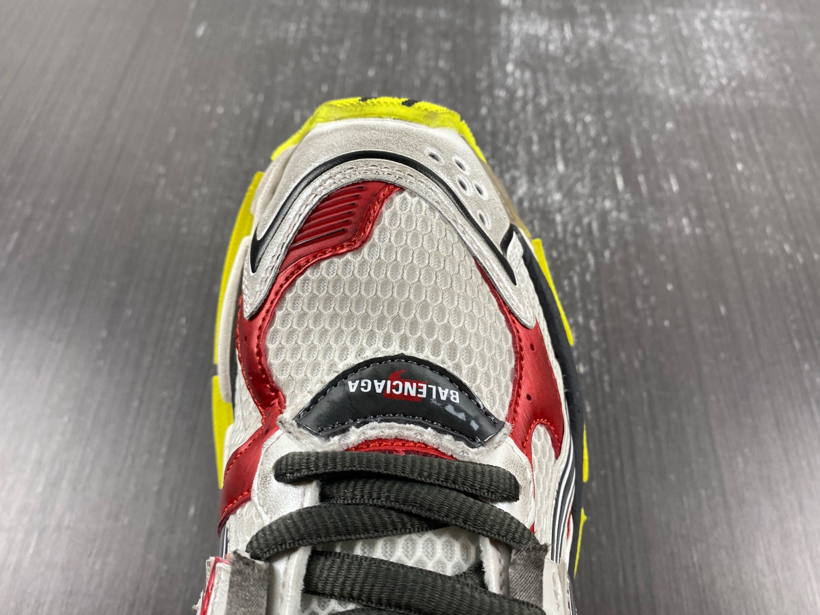 Ba*len*cia*ga runner sneaker