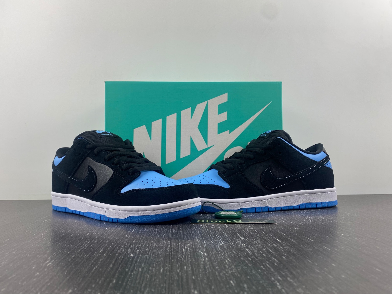 nike sb skateboard dunk low pro black 304292-048