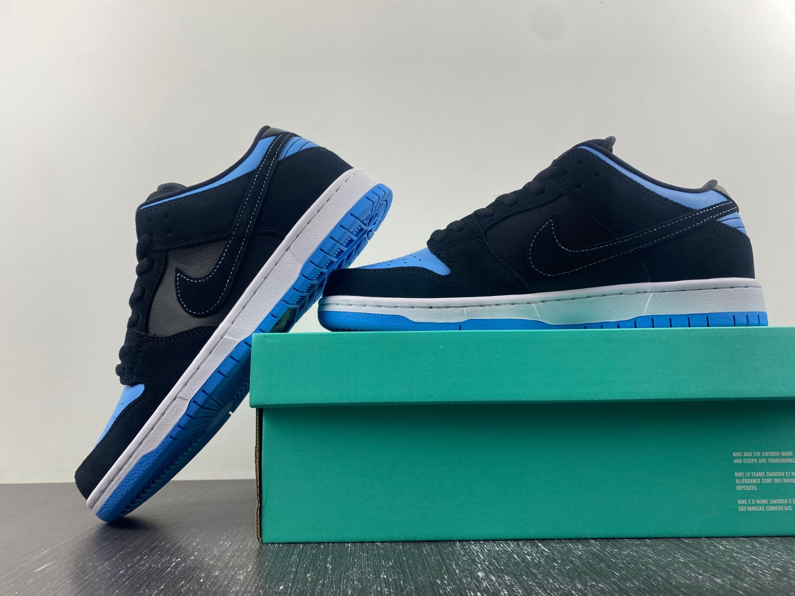 nike sb skateboard dunk low pro black 304292-048
