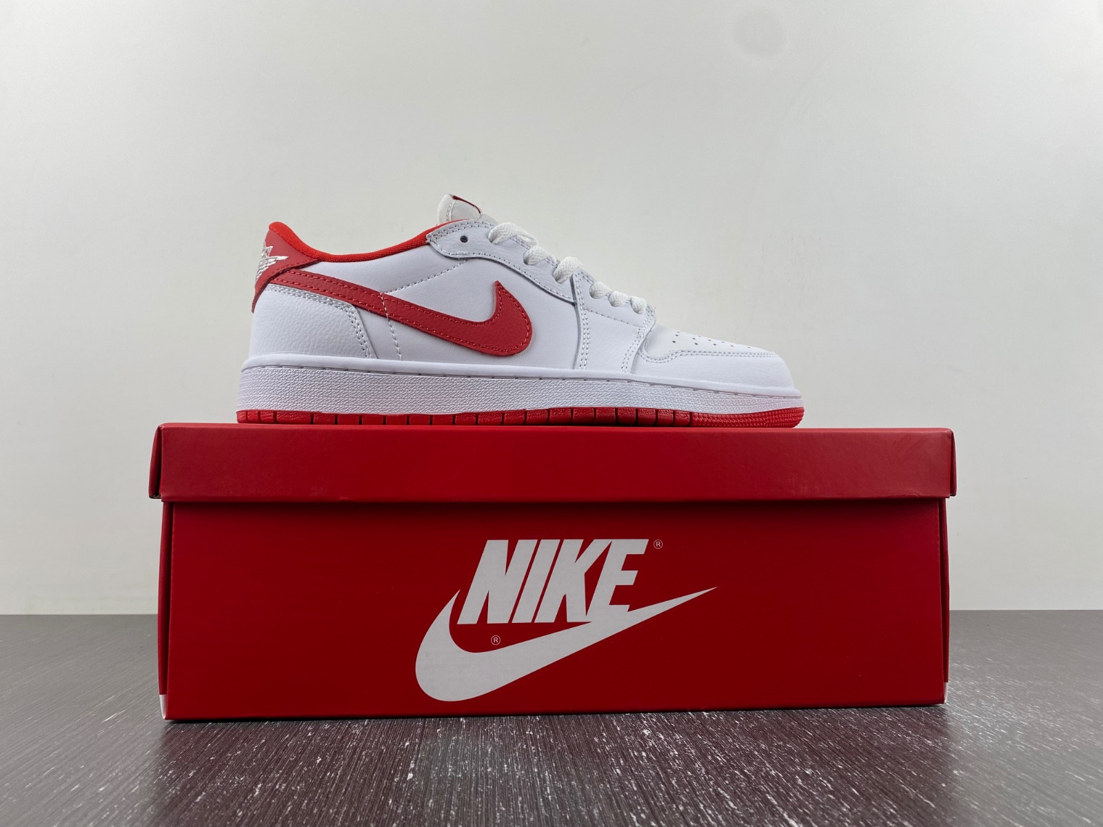 air jordan 1 low og university red cz0790-161
