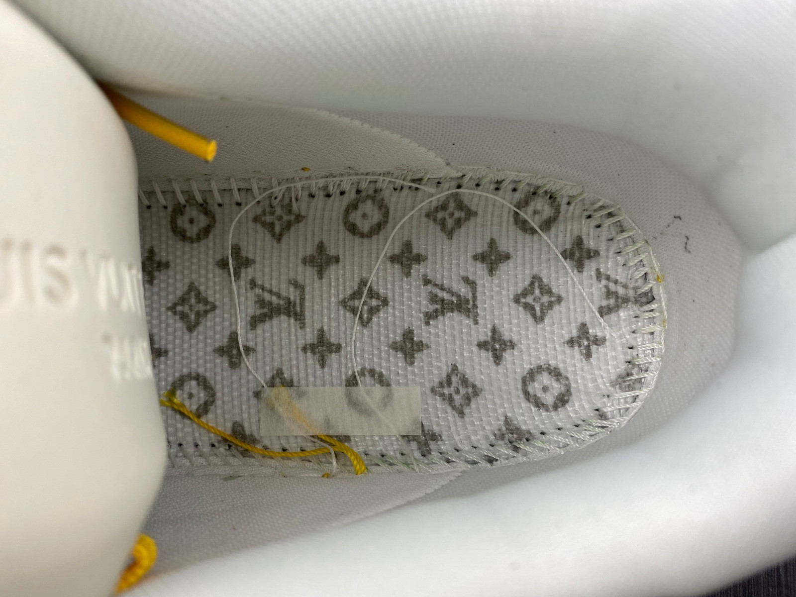 lwe sneaker
