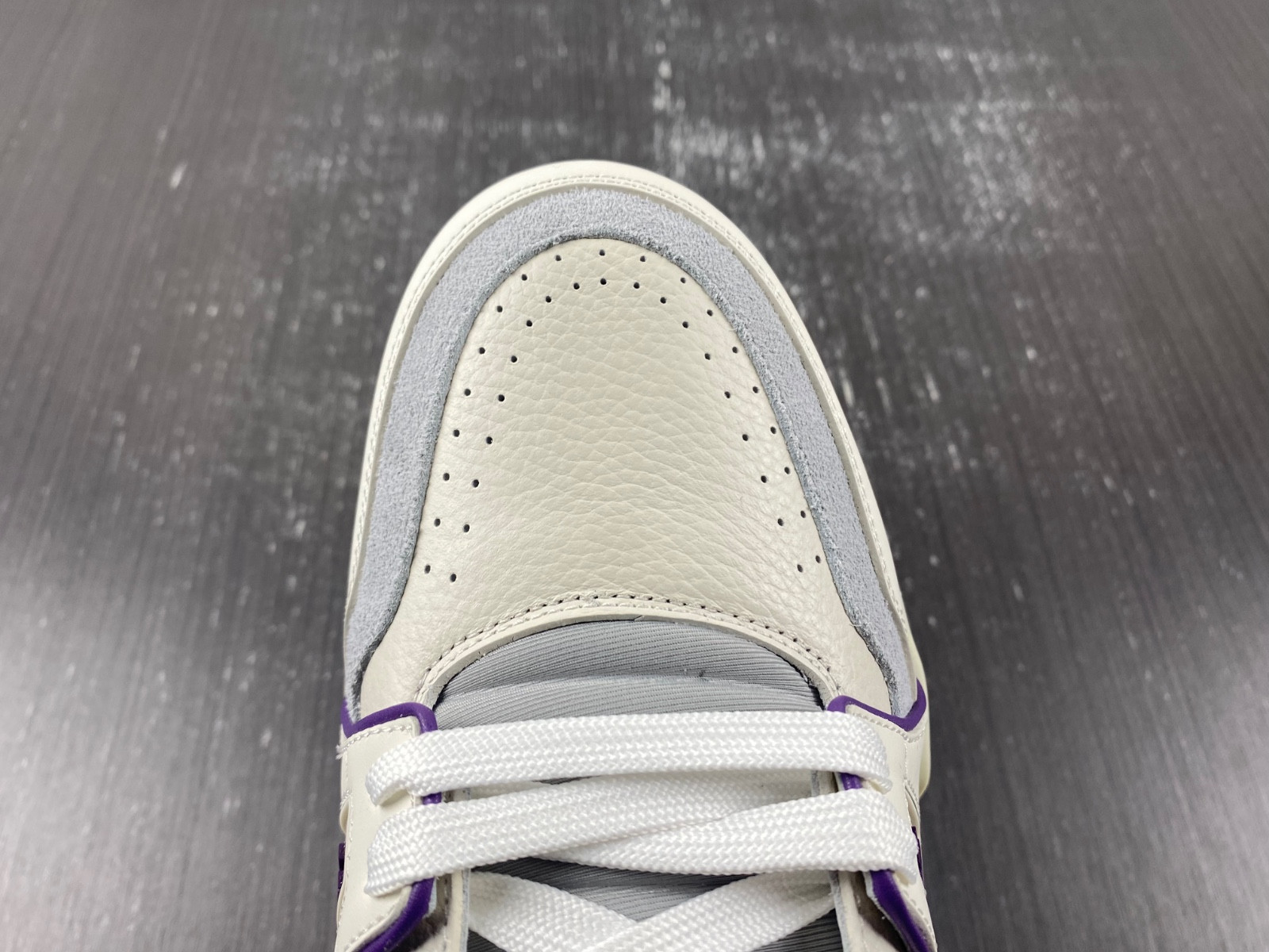lwe sneaker