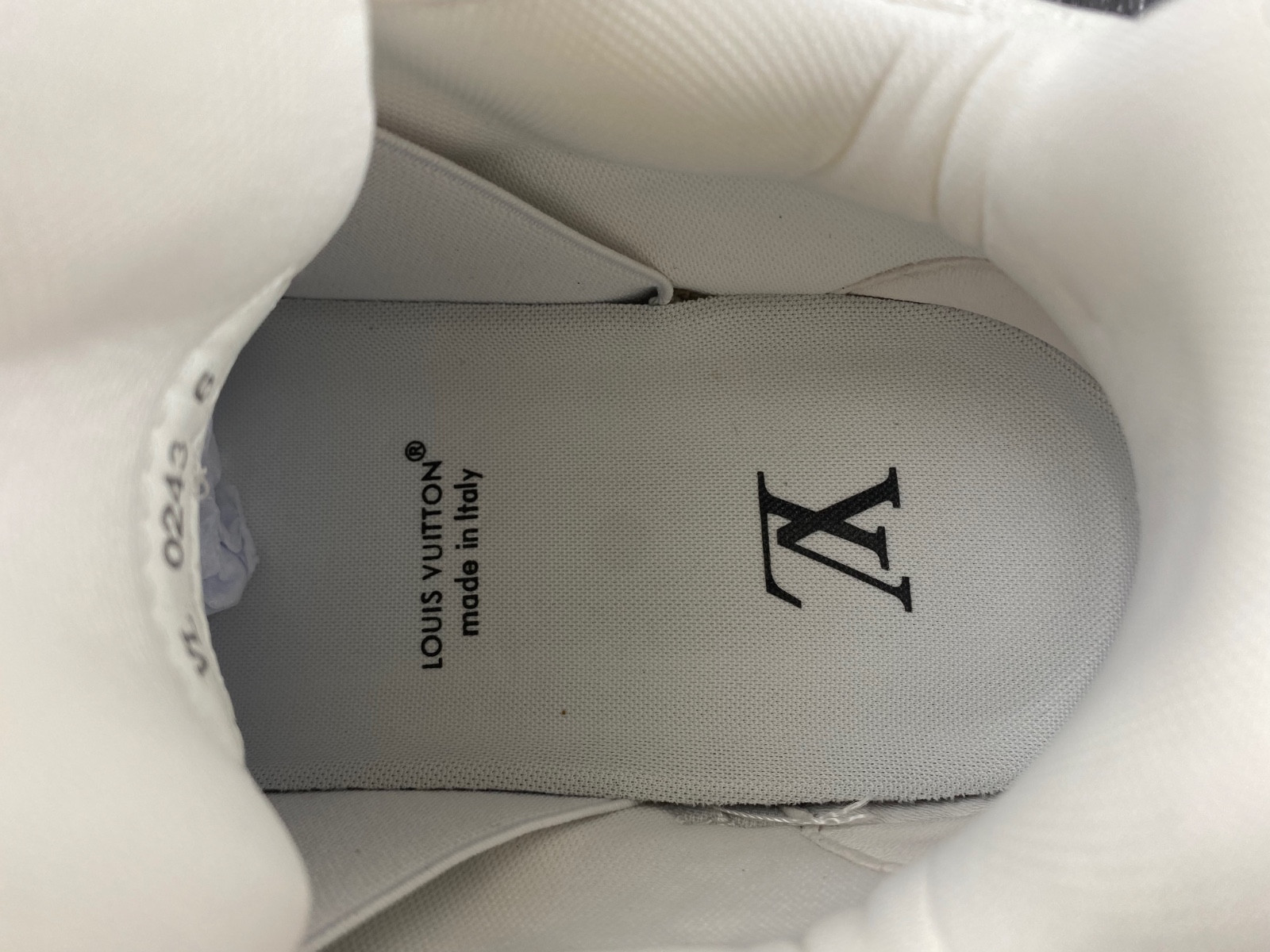 lwe sneaker