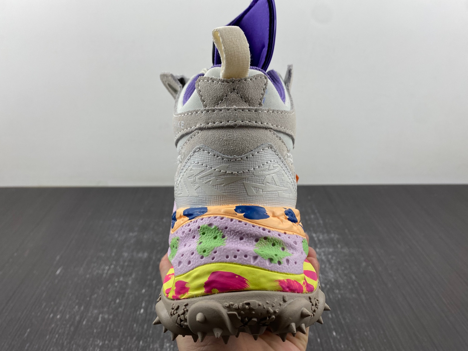 nike off white x air terra forma