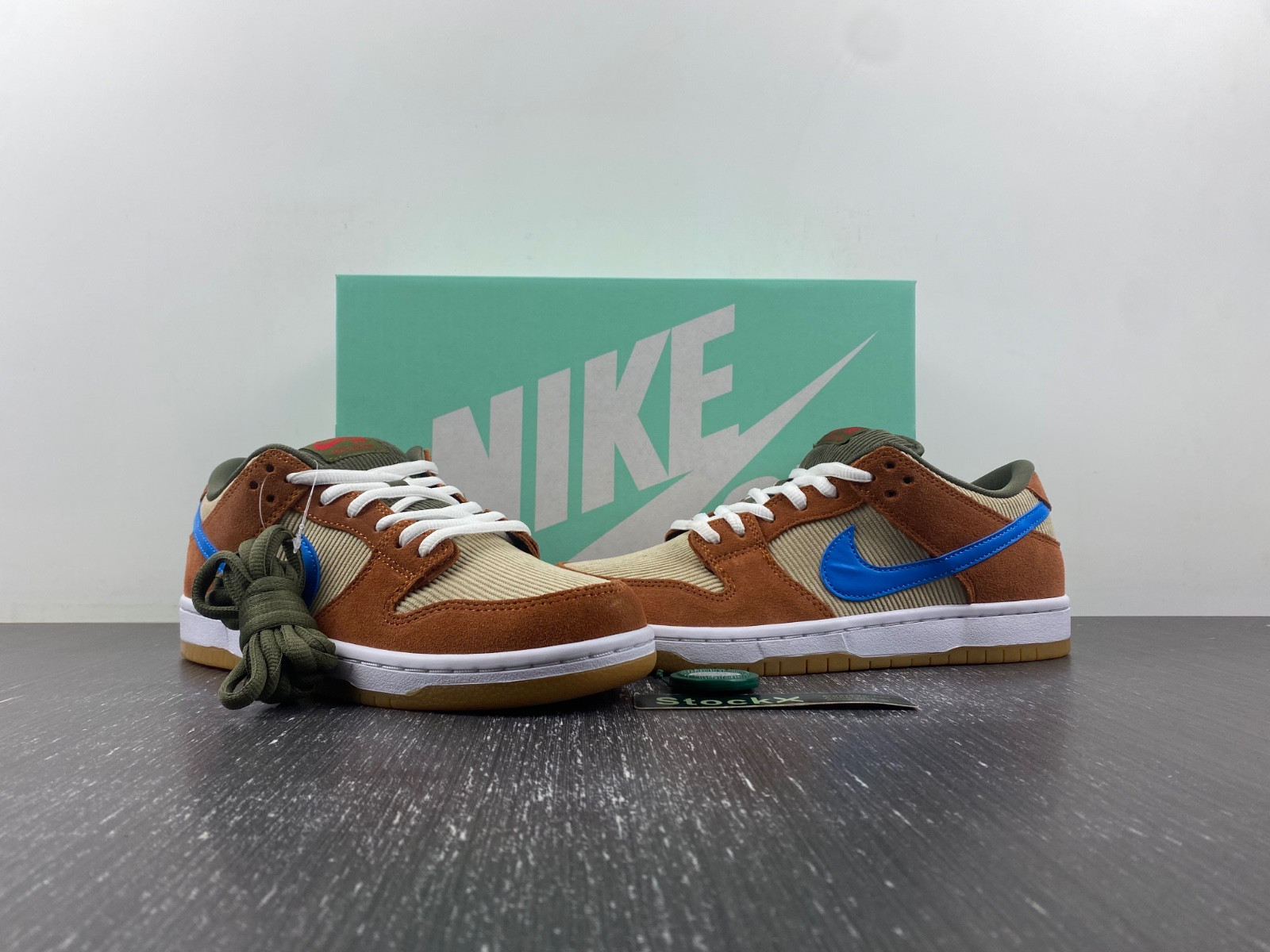nike sb dunk low pro