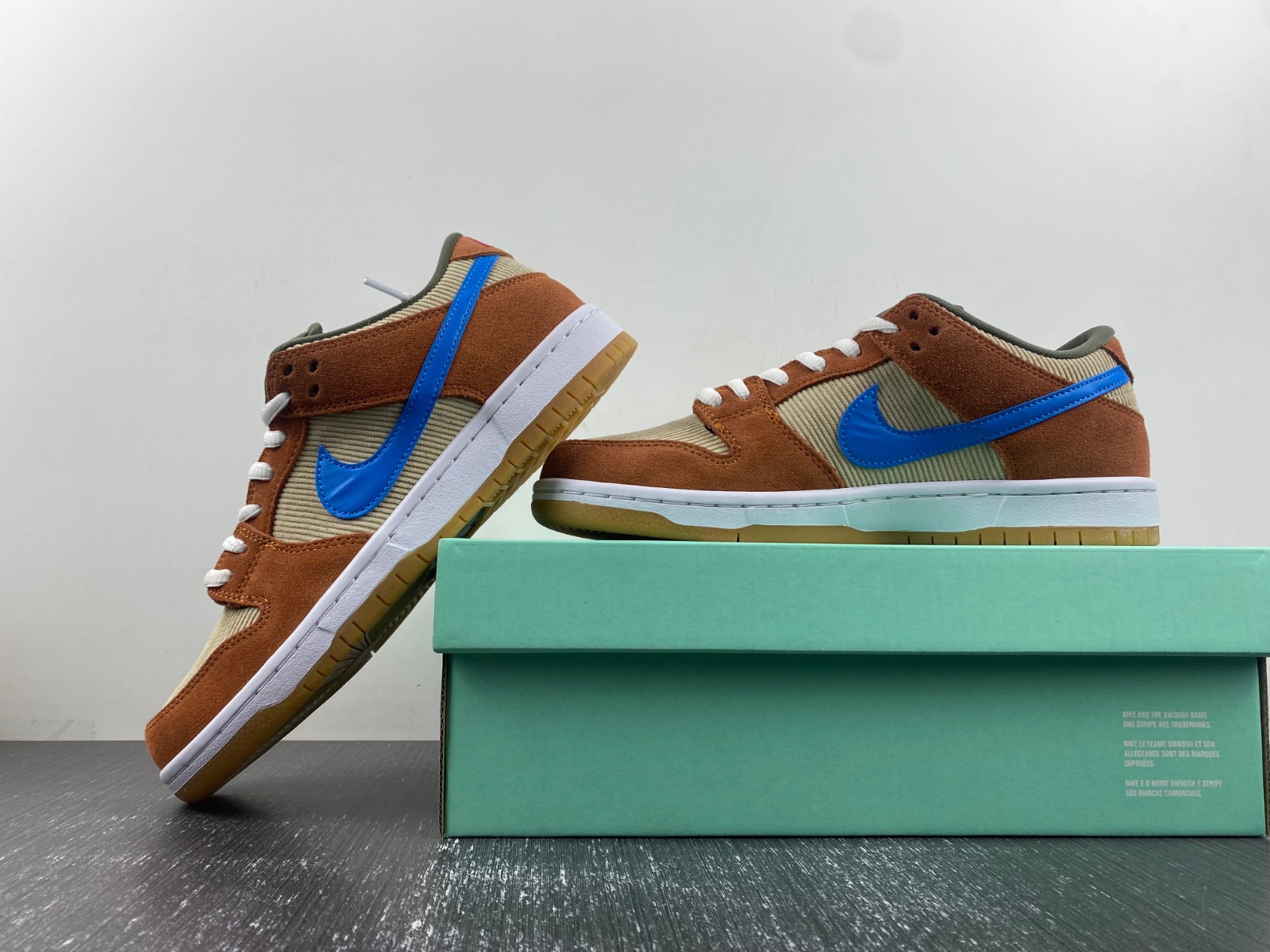 nike sb dunk low pro