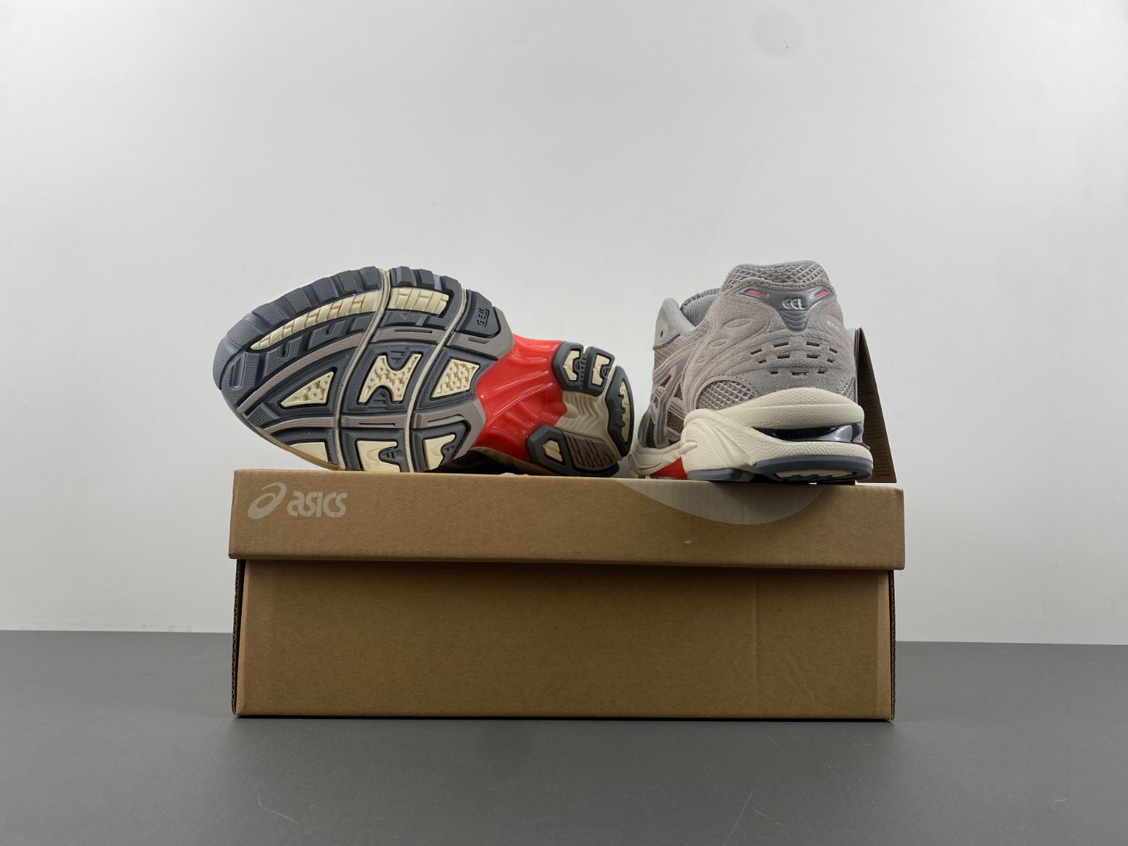 As*ic*s gel-kayano 14 clay grey pure silver 1201a161 026