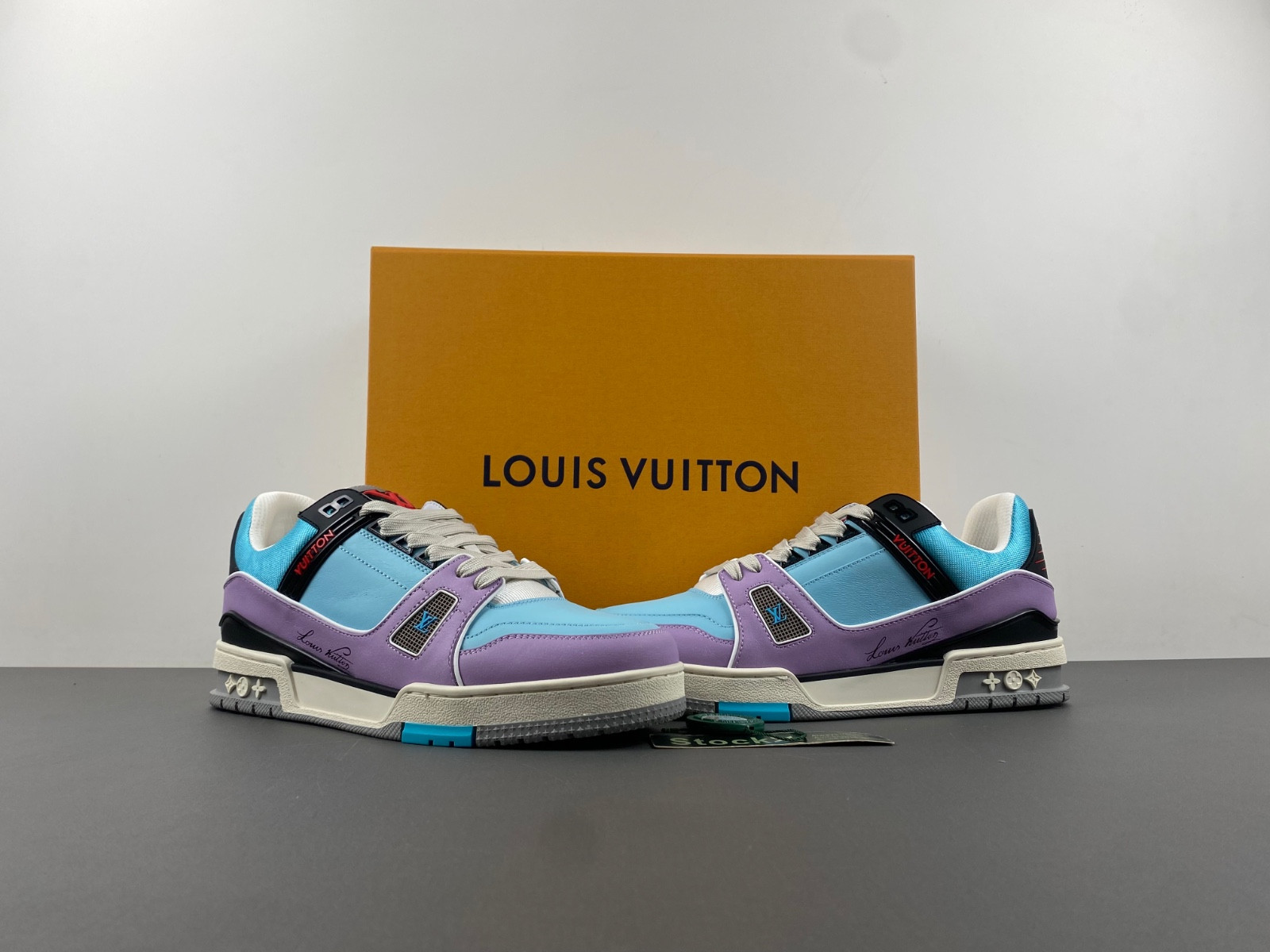 lwe sneaker