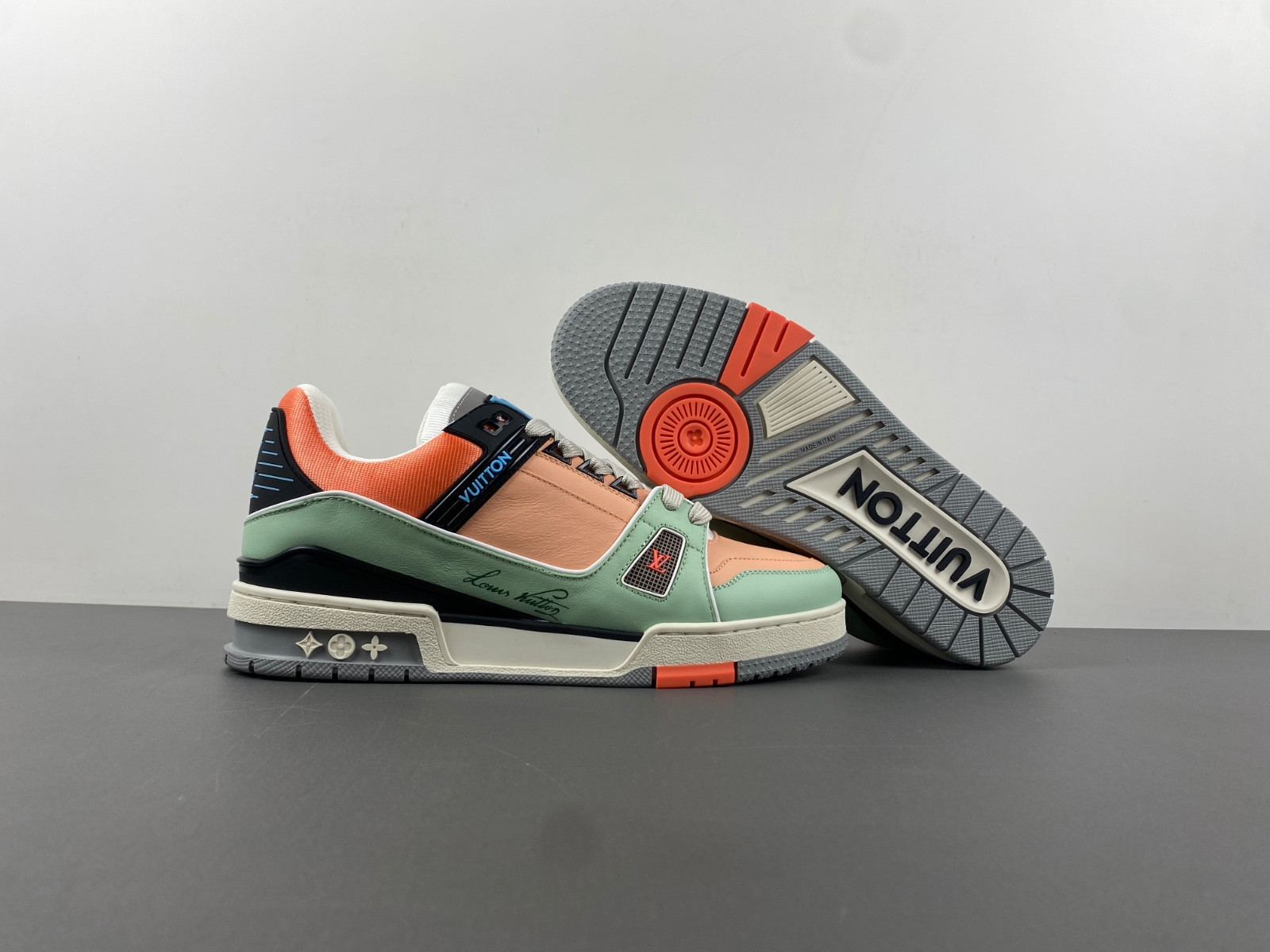 lwe sneaker