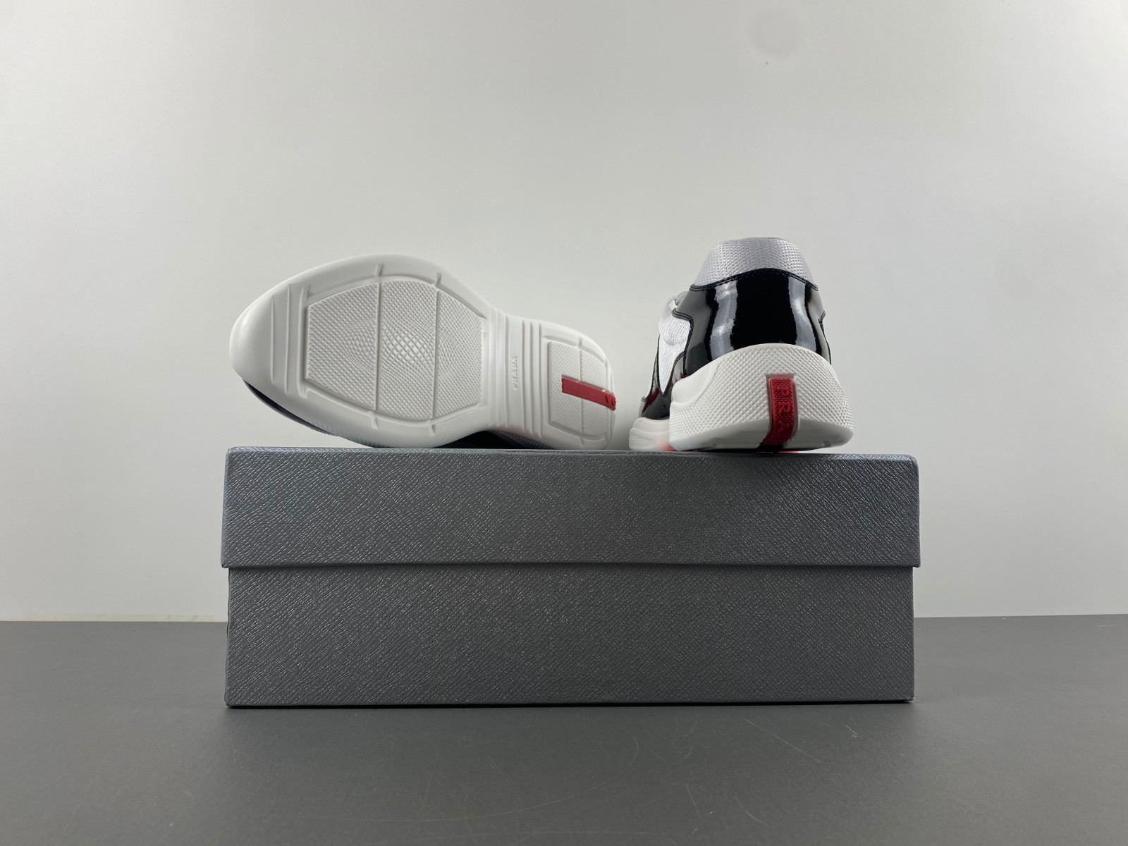 pra sneaker