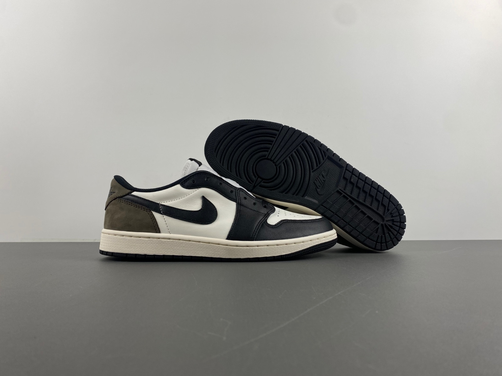 air jordan 1 low og mocha palomino cz0790-102