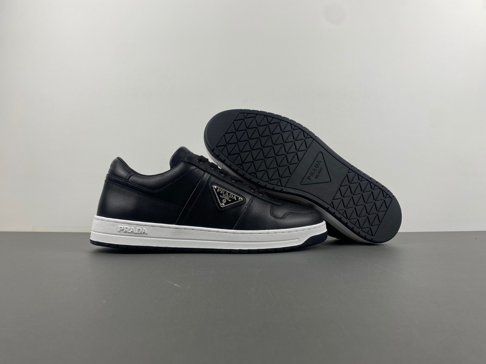 pra downtown leather sneakers