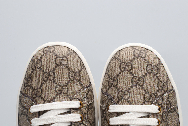 G*u*i ace embroidered low-top sneaker brown with stripe