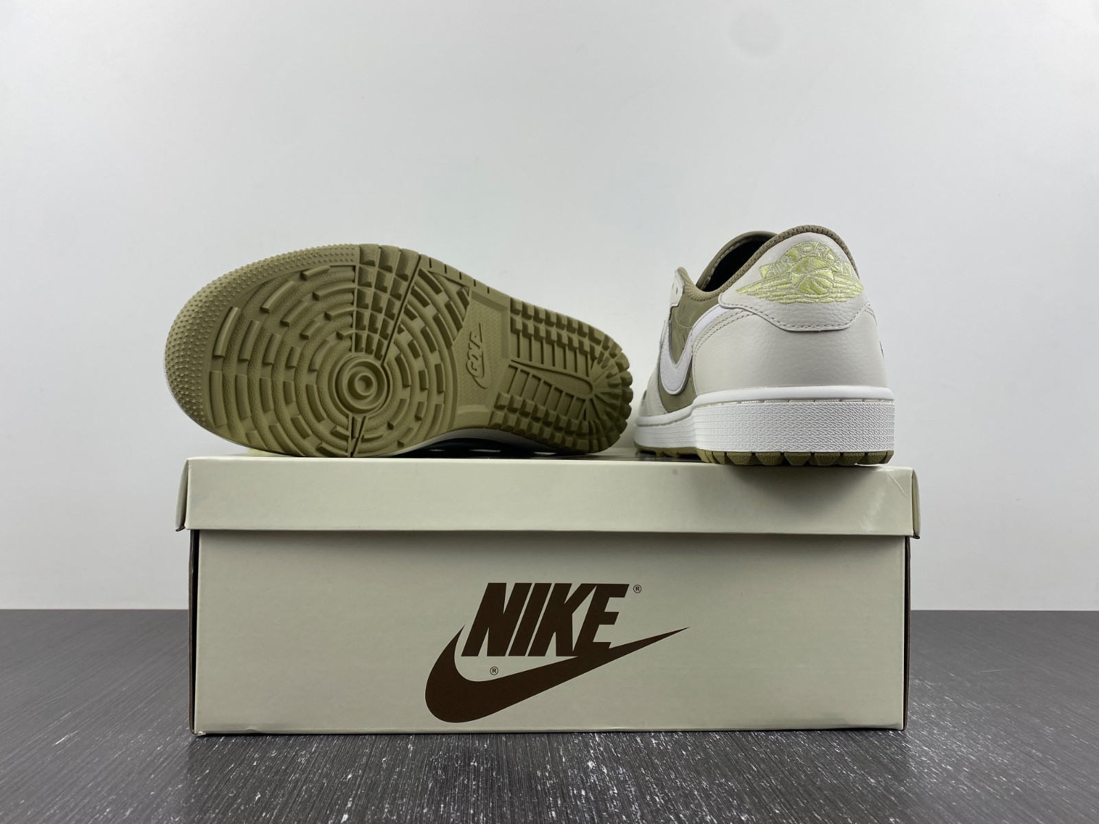 jordan 1 retro low golf travis scott neutral olive fz3124-200
