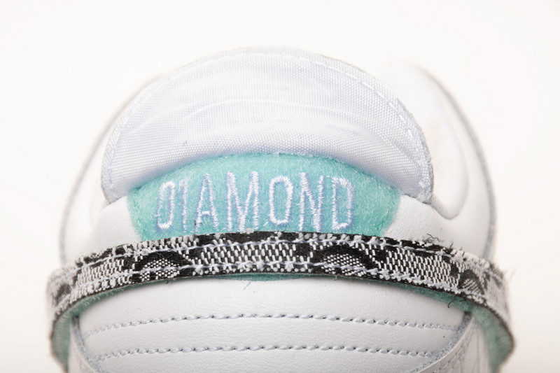 nike sb dunk low diamond supply co white diamond bv1310-100