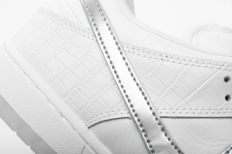 nike sb dunk low diamond supply co white diamond bv1310-100