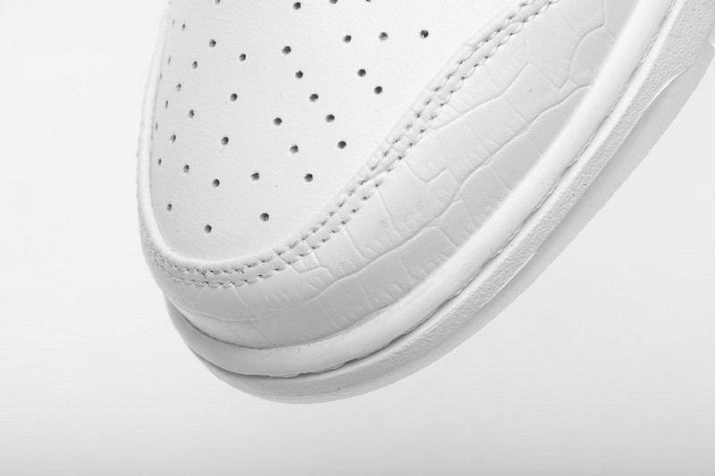 nike sb dunk low diamond supply co white diamond bv1310-100