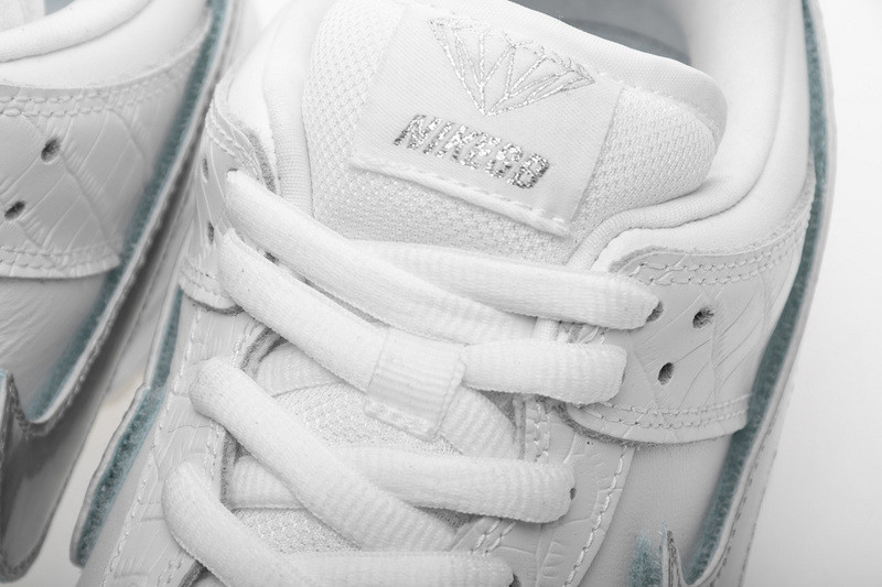 nike sb dunk low diamond supply co white diamond bv1310-100