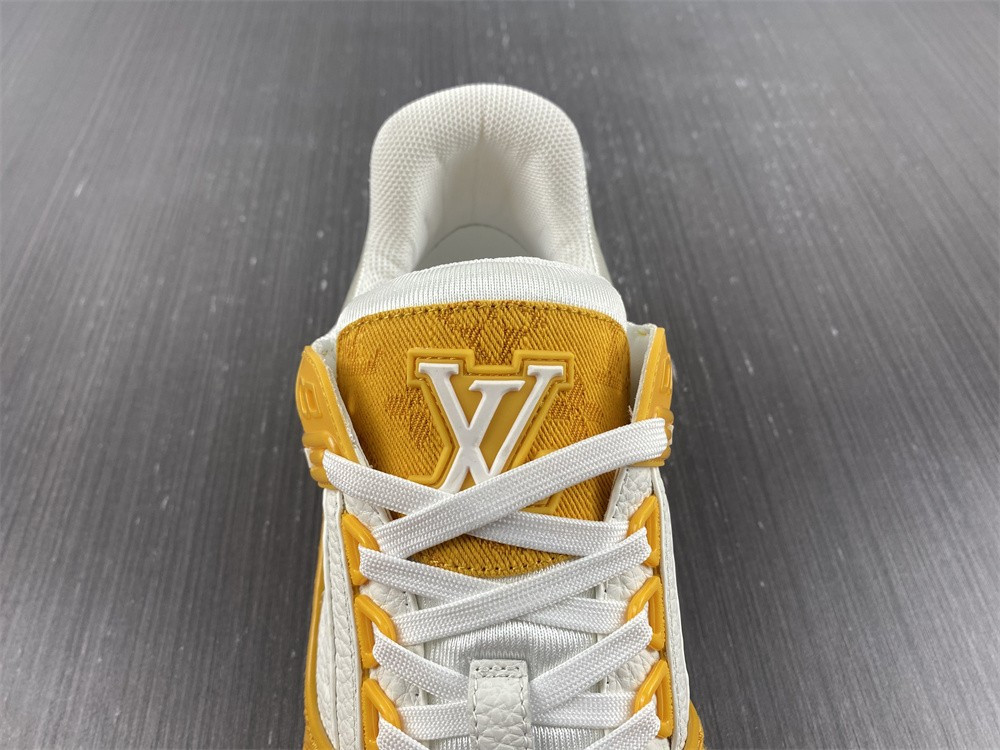 lwe sneaker