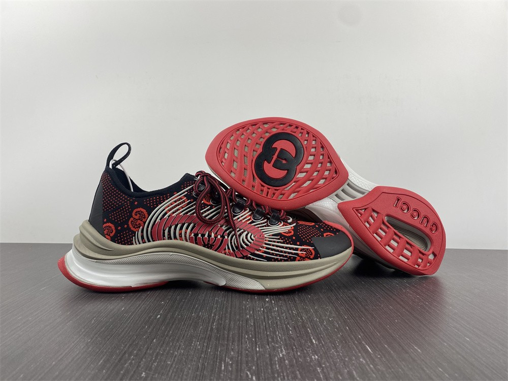 guci sneaker