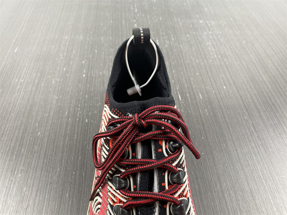 guci sneaker