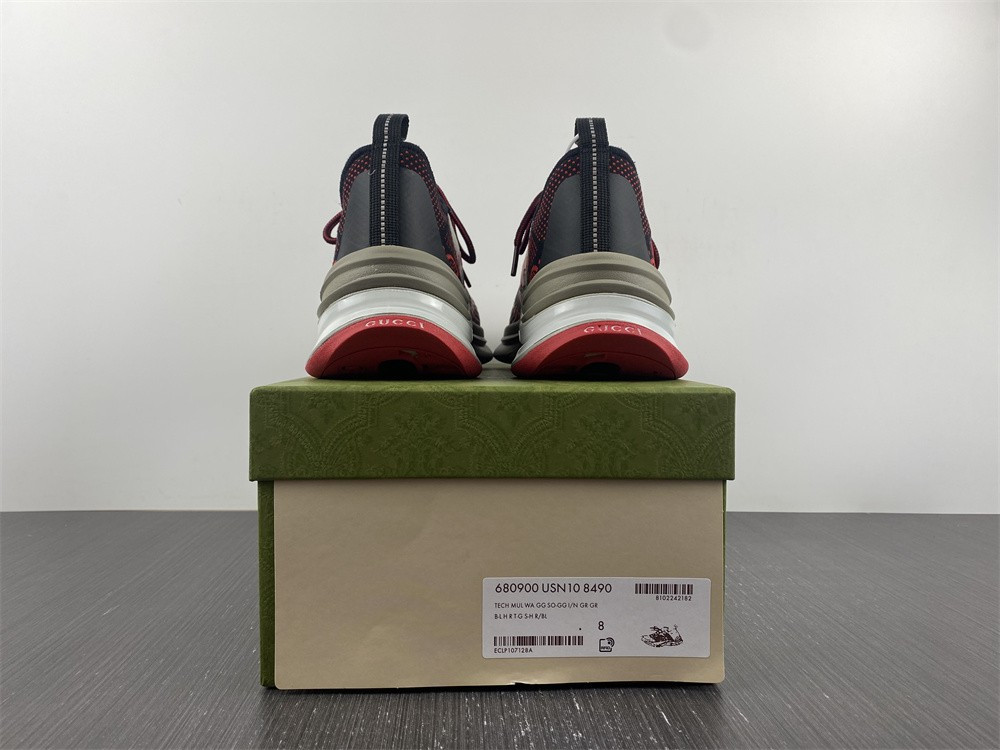 guci sneaker