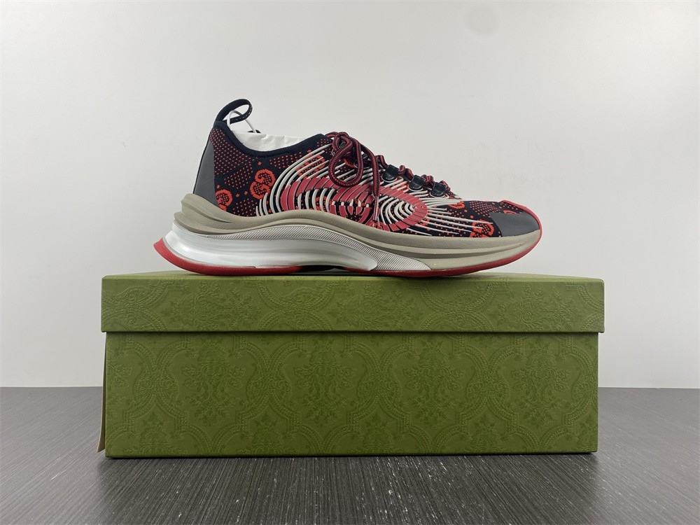 guci sneaker