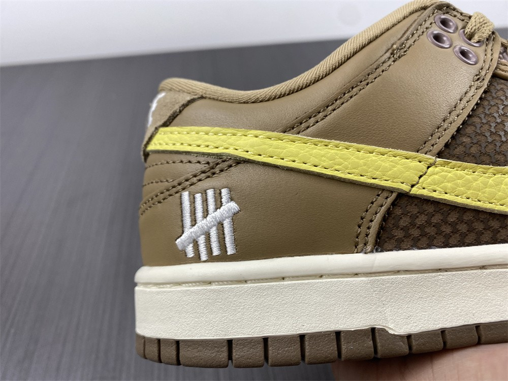 undefeated x dunk low sp