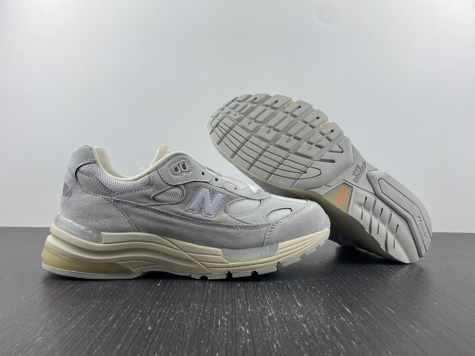 new balance 992 white silver / nimbus cloud m992md