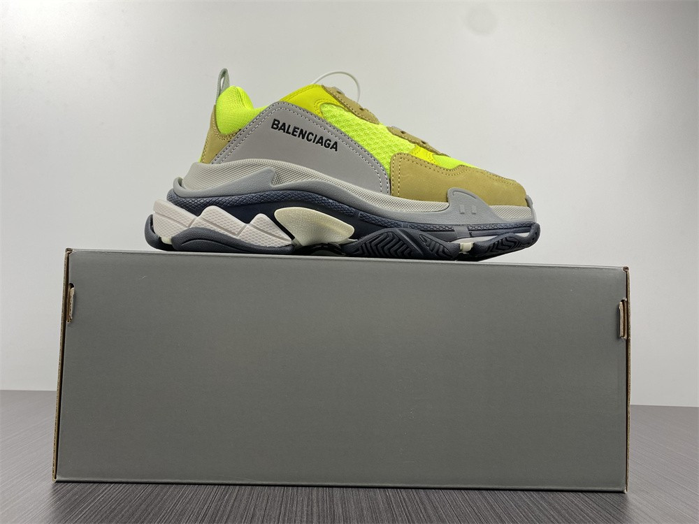 Ba*len*cia*ga triple s green grey 1.0 sneaker