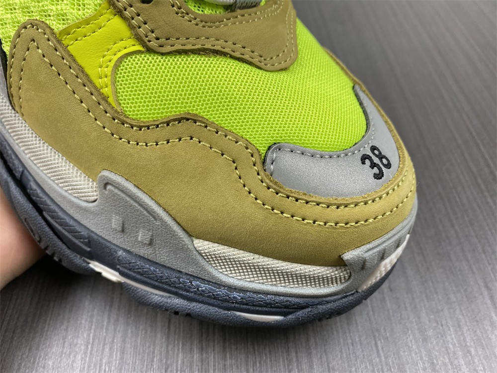 Ba*len*cia*ga triple s green grey 1.0 sneaker