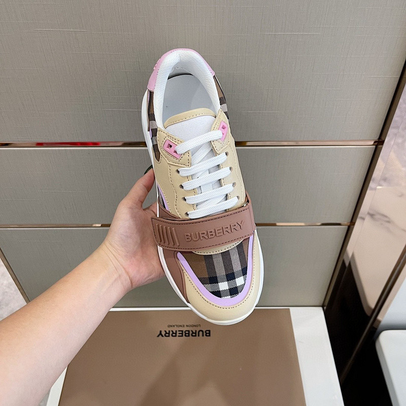 bubery sneakers