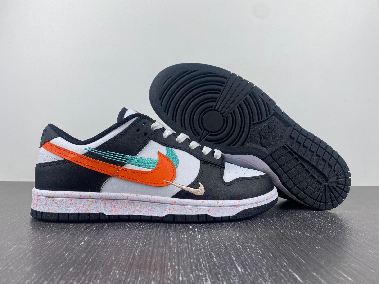 nike dunk low multiple swooshes white washed teal (w) fd4623-131