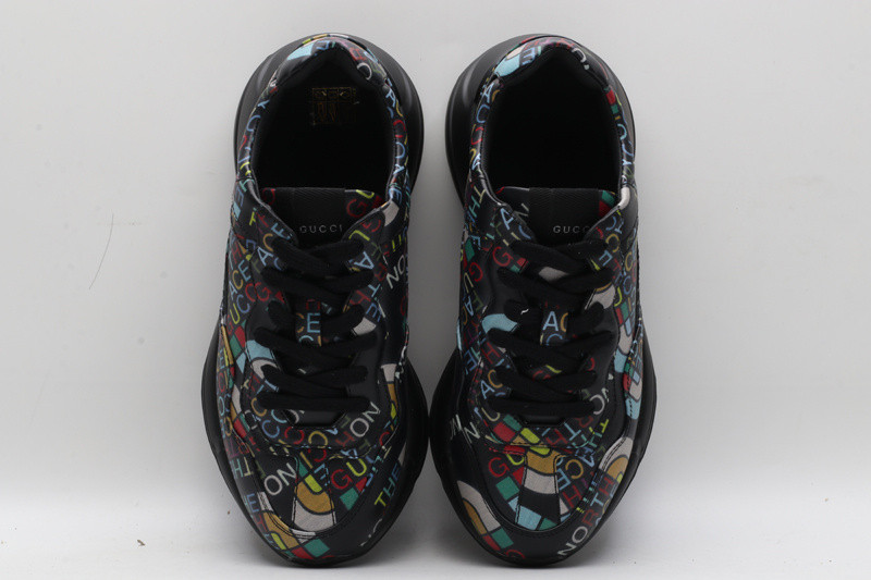 G*u*i sneaker
