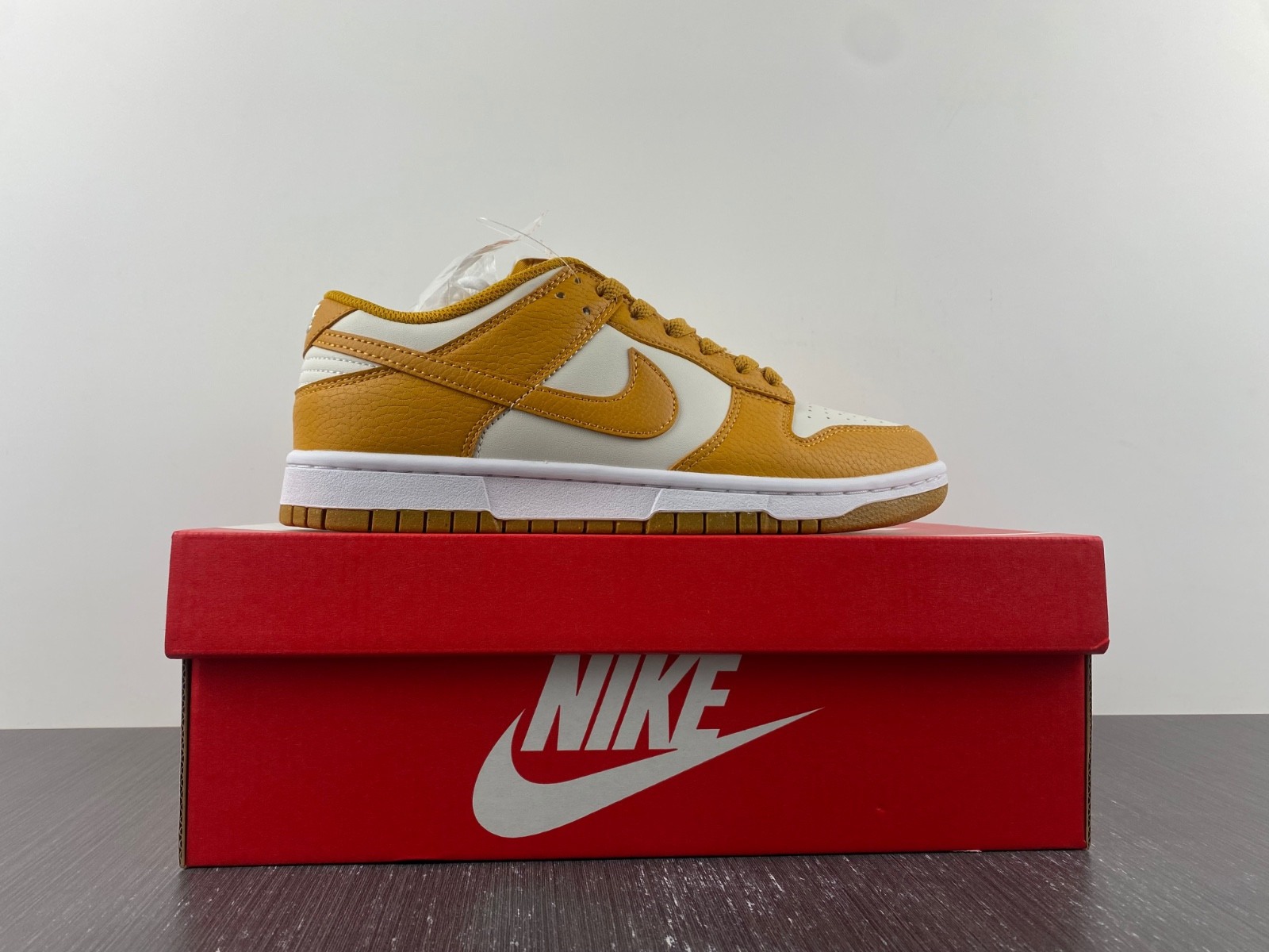 nike dunk low next nature phantom (w) dn1431-001