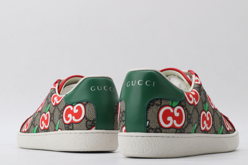 G*u*i sneaker