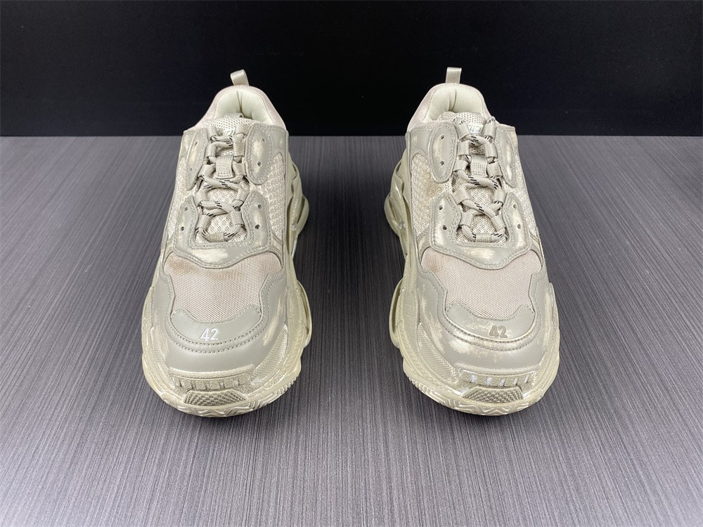 Ba*len*cia*ga triple s cream -colored sneaker