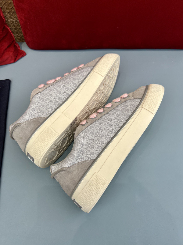 D*or b33 sneaker
