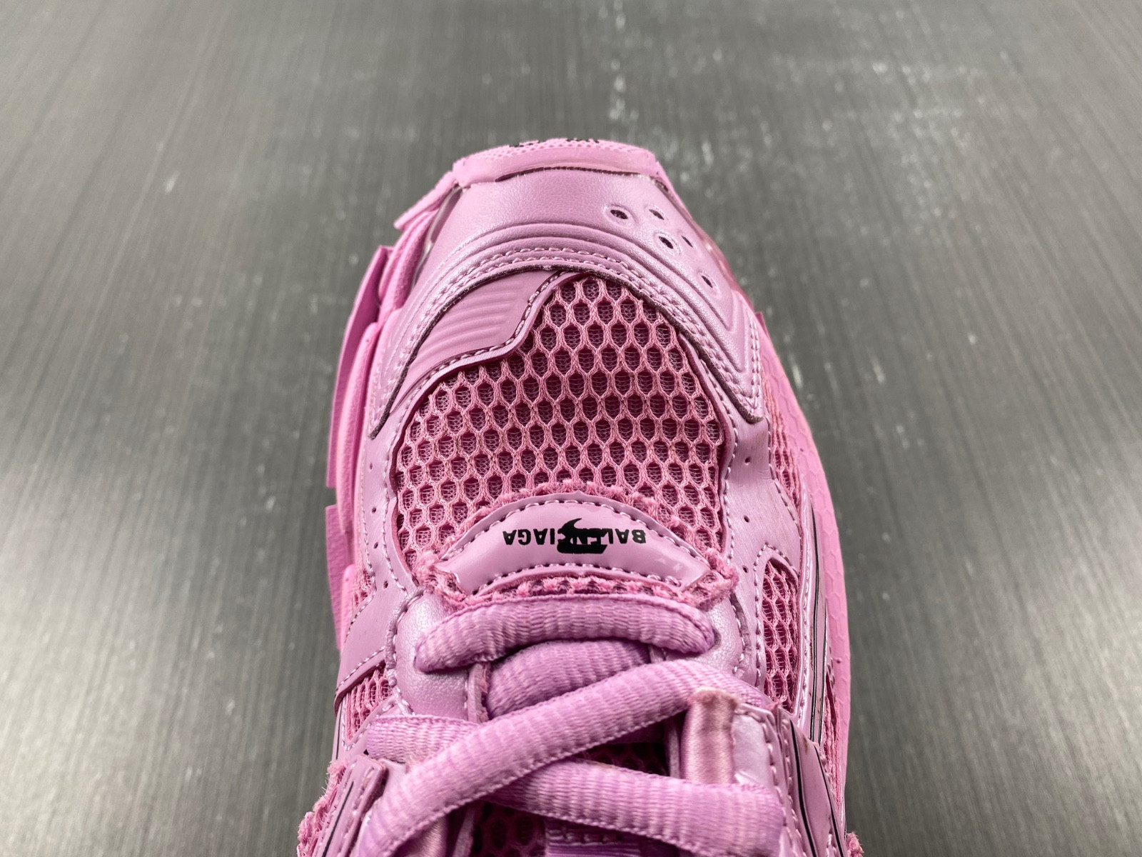 Ba*len*cia*ga runner sneaker